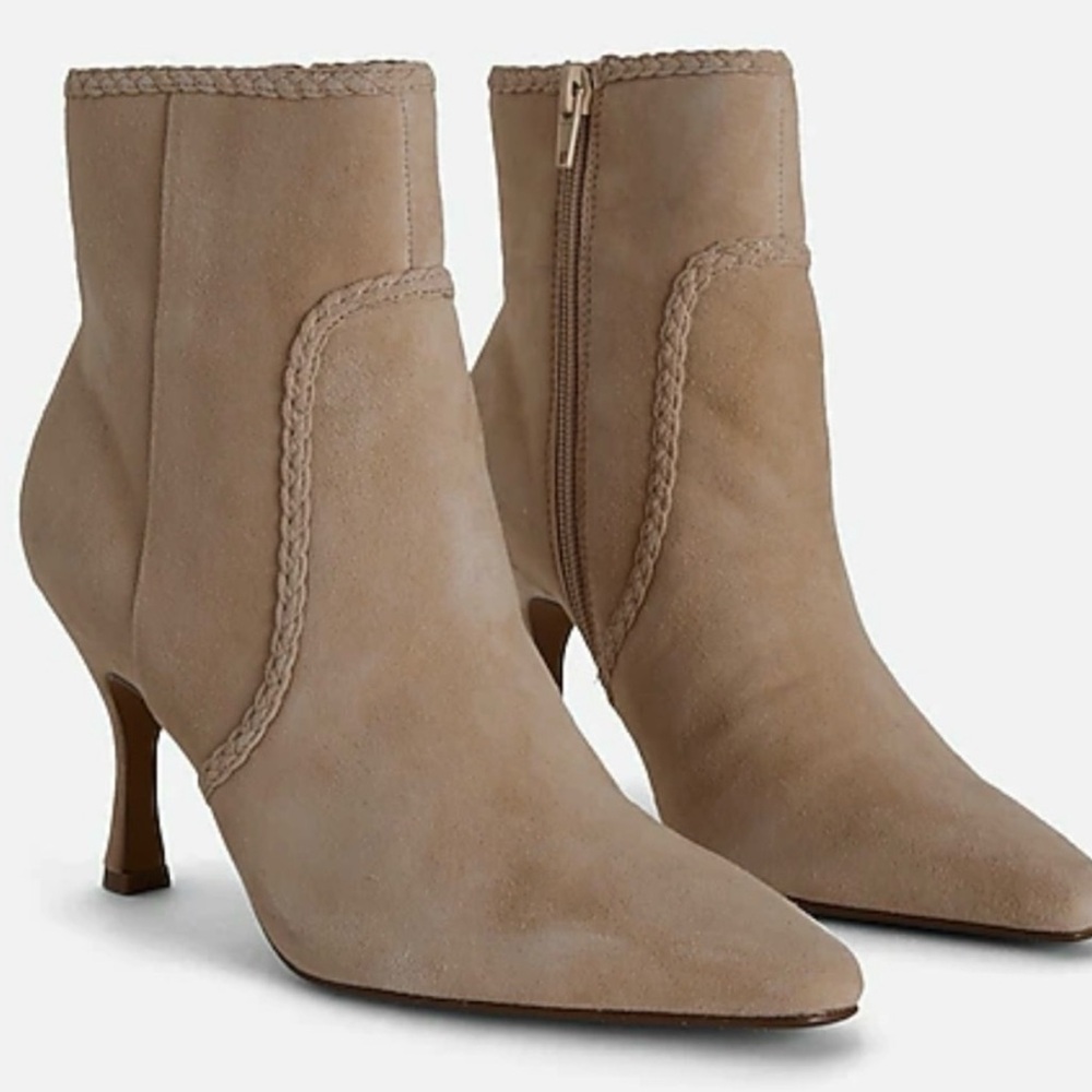 NWOT Express Genuine Leather Pointed Toe Braided Booties Tan Suede